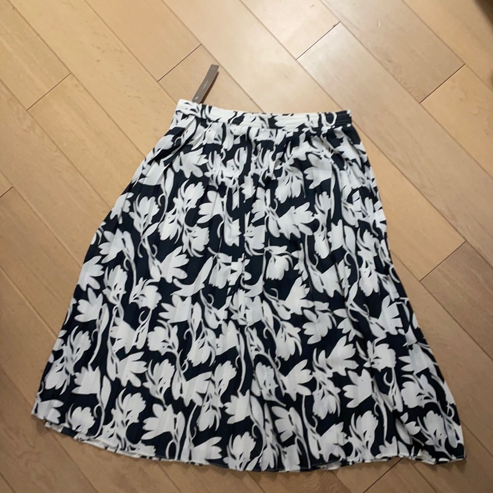 Jcrew pleated patterned skirt